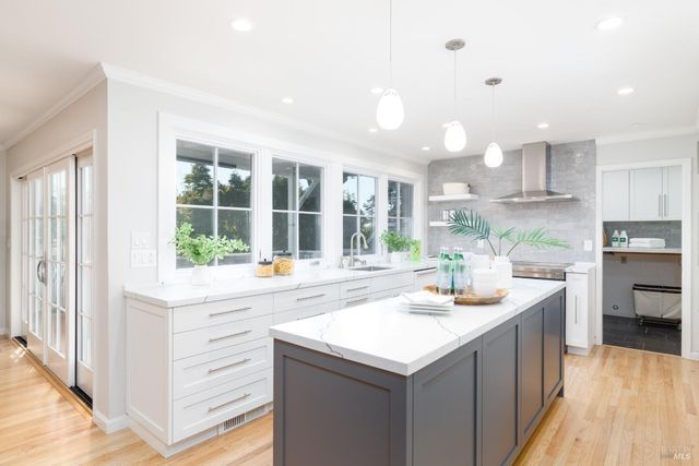 4713 Circle B Pl, Santa Rosa, CA 95405