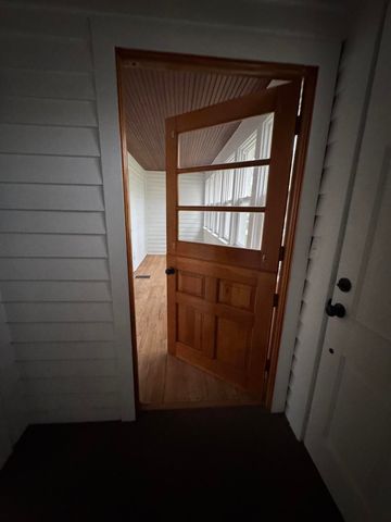 103 E Savidge Street, Spring Lake Vllg, MI 49456