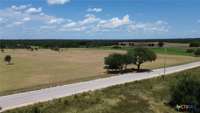 1607 Hunt Drive, Salado, TX 76571