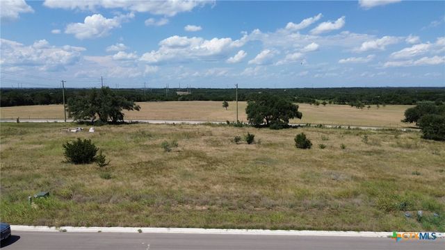 1607 Hunt Drive, Salado, TX 76571