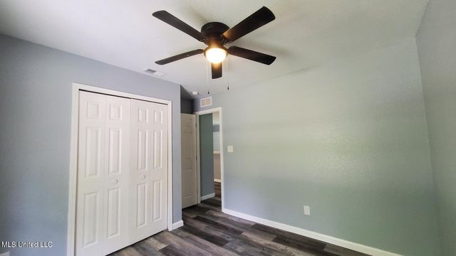 6011 E Adams Street, Bay Saint Louis, MS 39520