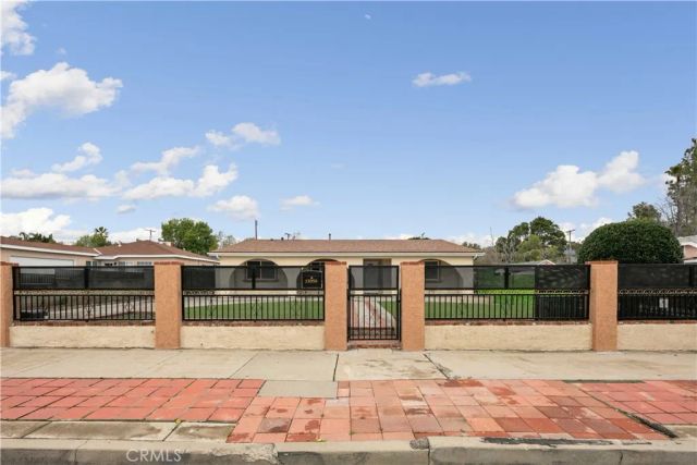15059 Oro Grande Street, Sylmar, CA 91342