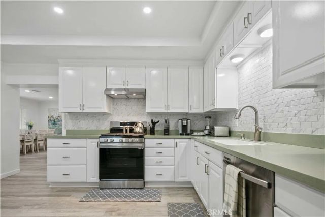 15059 Oro Grande Street, Sylmar, CA 91342