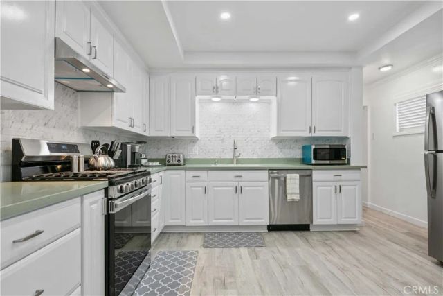 15059 Oro Grande Street, Sylmar, CA 91342