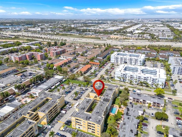 8320 NW 8th St 2-414, Miami, FL 33126