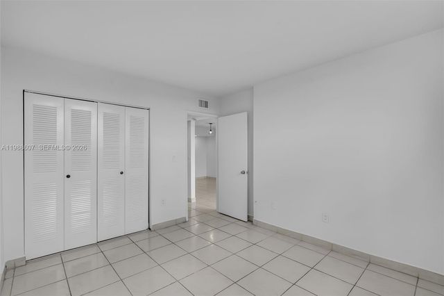 8320 NW 8th St 2-414, Miami, FL 33126