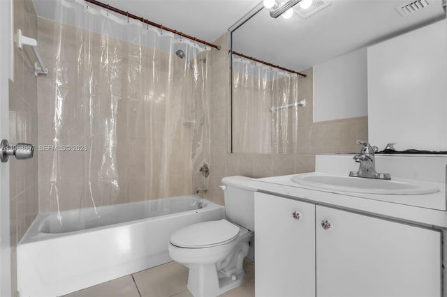 8320 NW 8th St 2-414, Miami, FL 33126