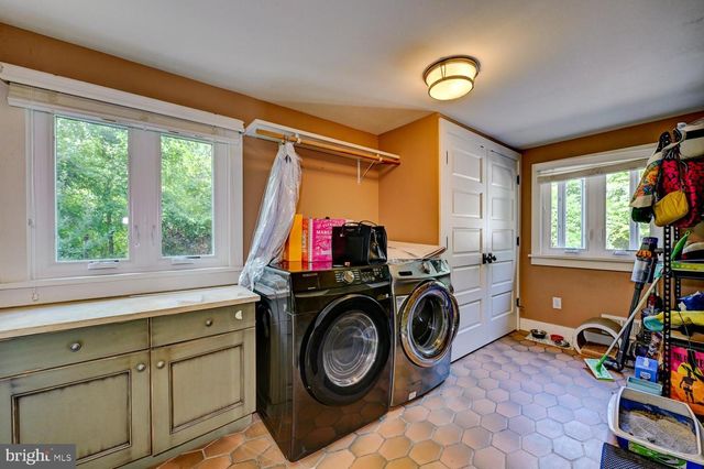 353 CHERRY HILL RD, Princeton, NJ 08540