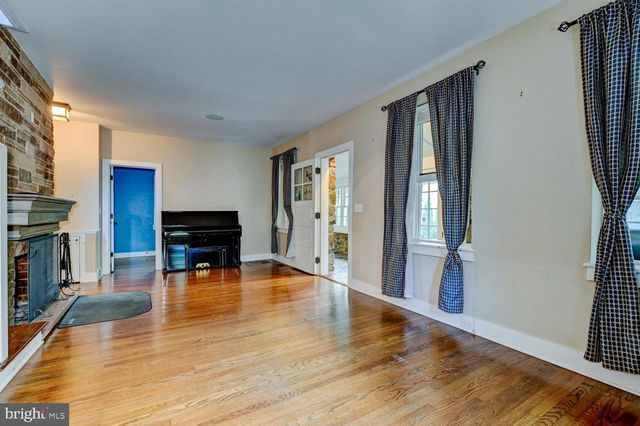 353 CHERRY HILL RD, Princeton, NJ 08540