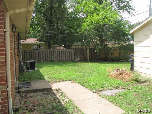 4119 Betty Drive, Belleville, IL 62226