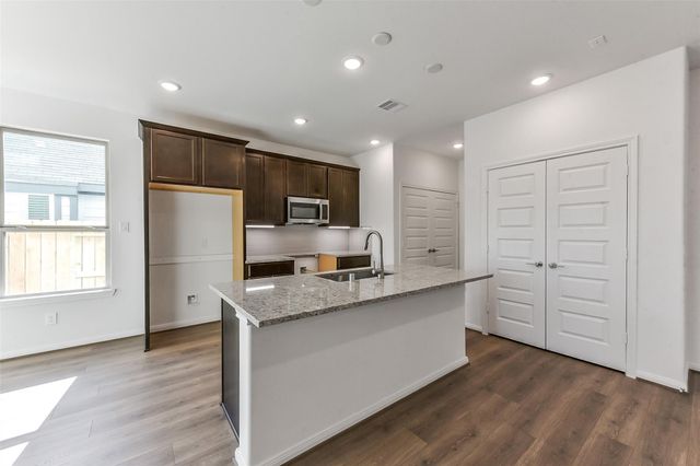 4229 Red Cedar Ring Lane, Pinehurst, TX 77362