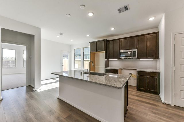 4229 Red Cedar Ring Lane, Pinehurst, TX 77362