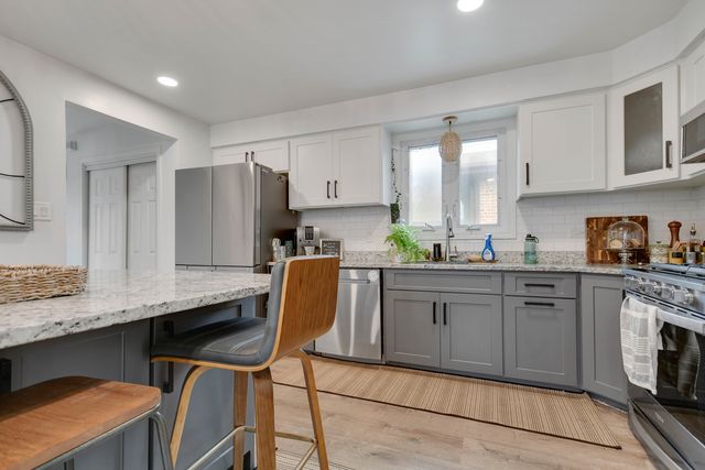 6145 S Knox Avenue, Chicago, IL 60629