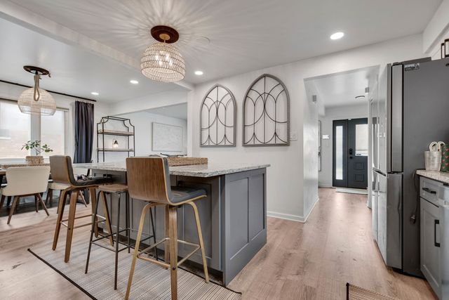 6145 S Knox Avenue, Chicago, IL 60629