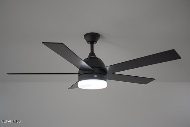 12165 Sanna Drive, El Paso, TX 79934