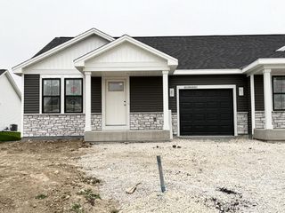 W219N16267 Primrose COURT, Jackson, WI 53037