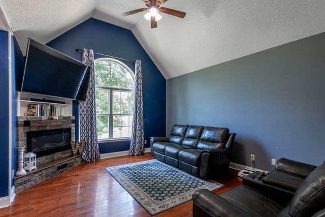 618 Howard Leonard Road, Ringgold, GA 30736
