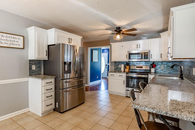 618 Howard Leonard Road, Ringgold, GA 30736