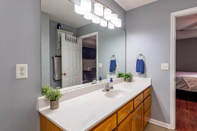 618 Howard Leonard Road, Ringgold, GA 30736