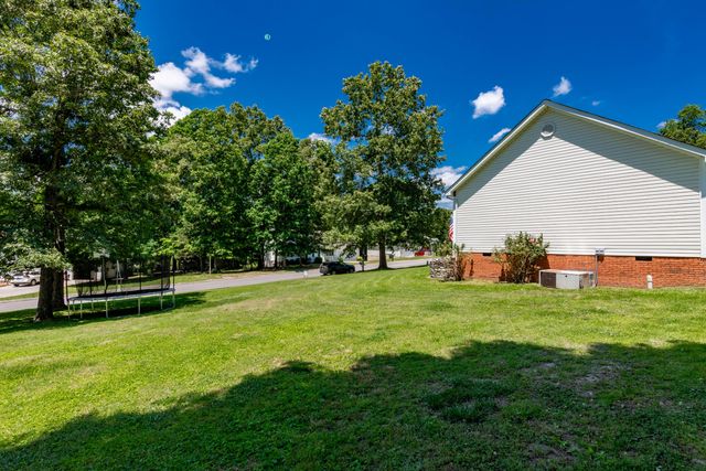 618 Howard Leonard Road, Ringgold, GA 30736