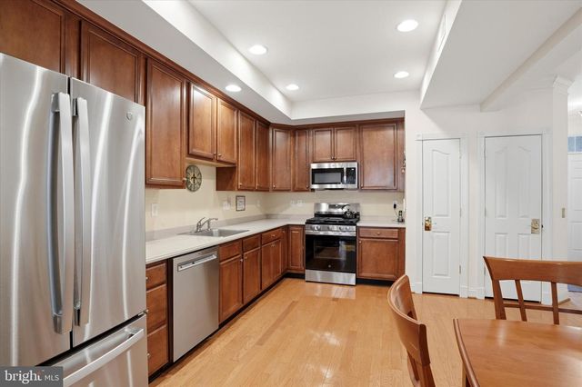 383 BRITTANY CT, Souderton, PA 18964