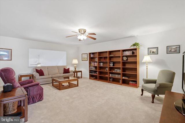 383 BRITTANY CT, Souderton, PA 18964