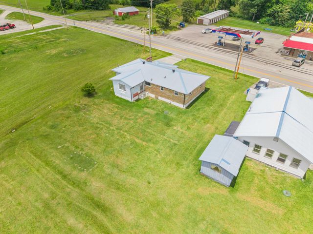 1044 East Hwy 2792, Pine Knot, KY 42635
