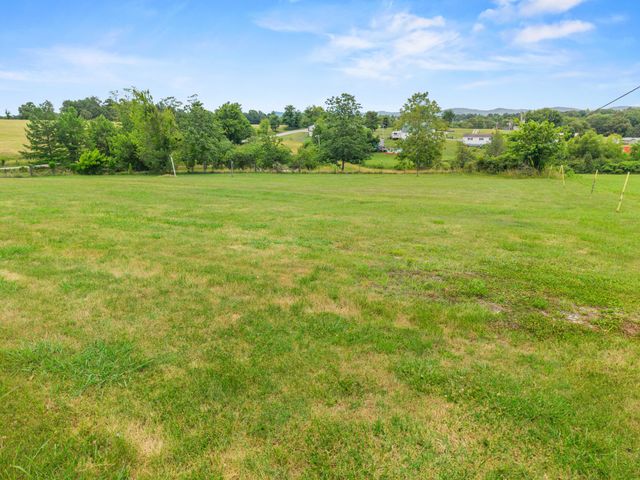 1044 East Hwy 2792, Pine Knot, KY 42635