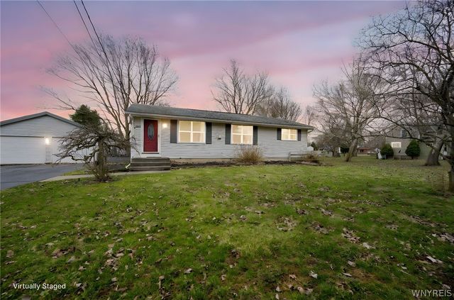 7052 East High Street, Lockport Town, NY 14094