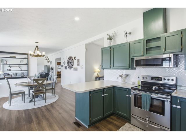 3316 B St, Forest Grove, OR 97116