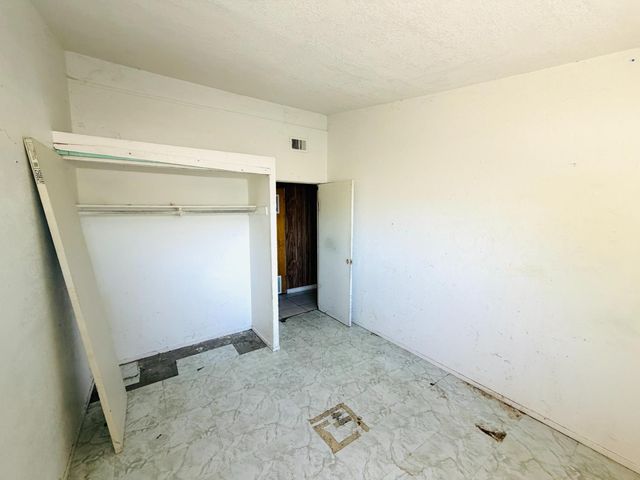 3728 Floral Dr, North Highlands, CA 95660