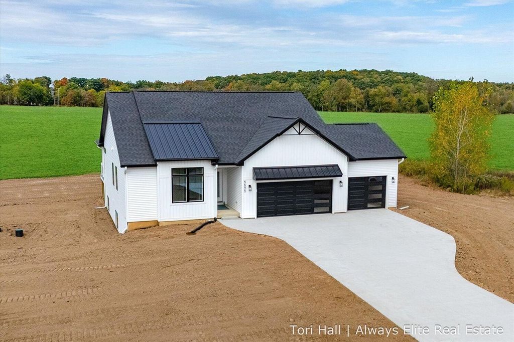 5695 Elmgrove Avenue, Richland, MI 49083