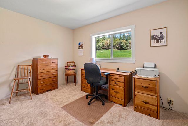 12310 Ramsey Road, Gold Hill, OR 97525