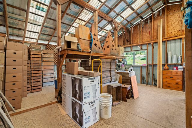 12310 Ramsey Road, Gold Hill, OR 97525