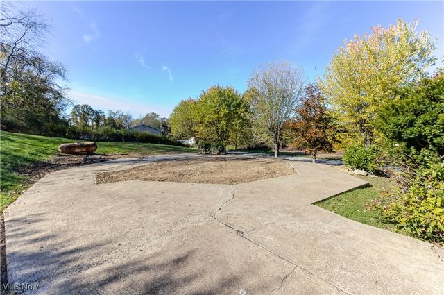 124 Wares Drive, Weirton, WV 26062