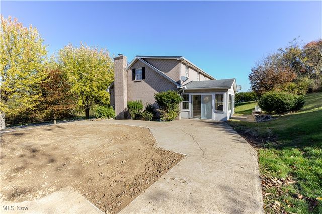 124 Wares Drive, Weirton, WV 26062