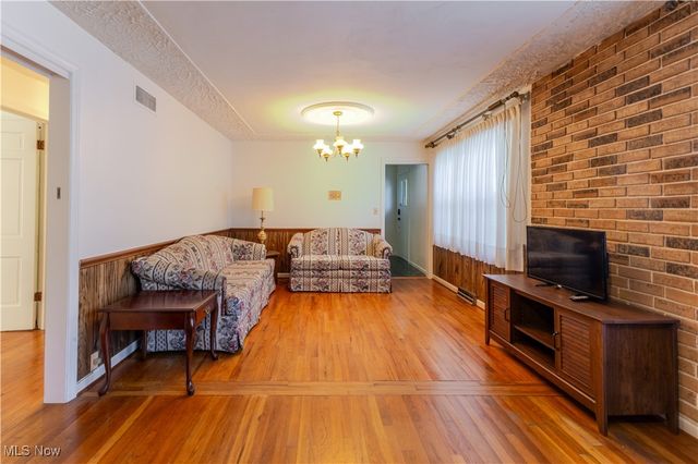 124 Wares Drive, Weirton, WV 26062