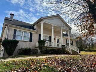 124 Wares Drive, Weirton, WV 26062