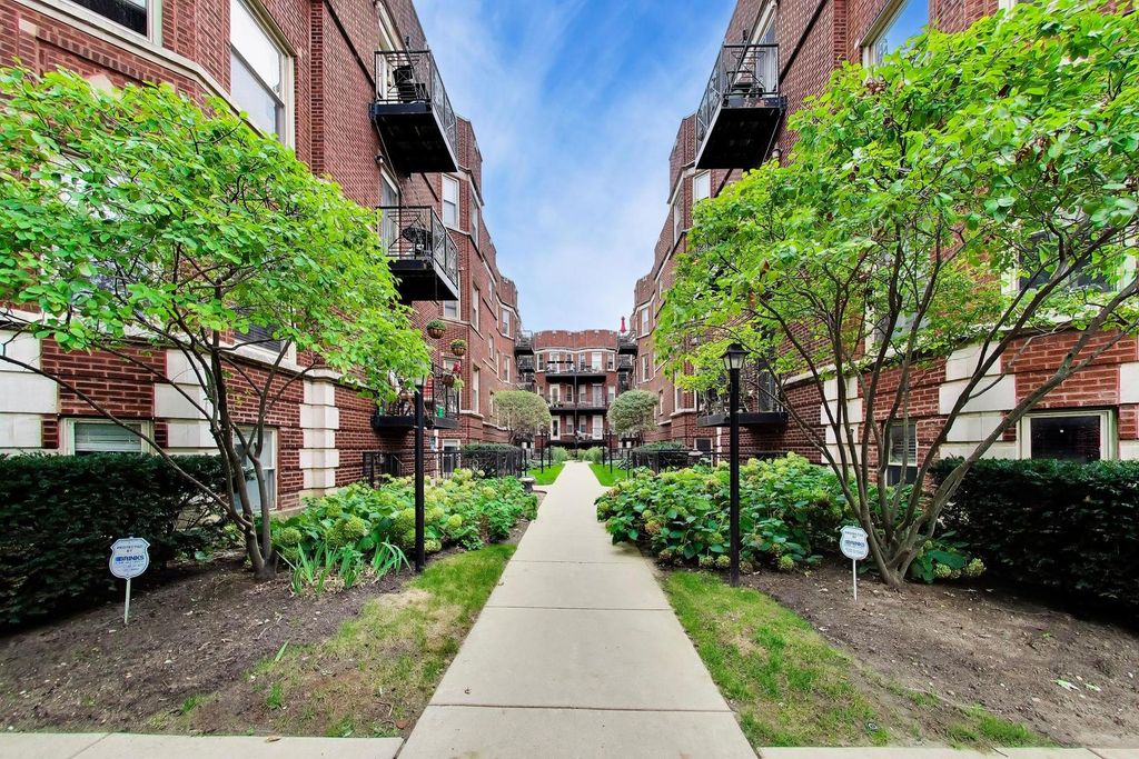 1340 W Greenleaf Avenue 3G, Chicago, IL 60626 — photo 2