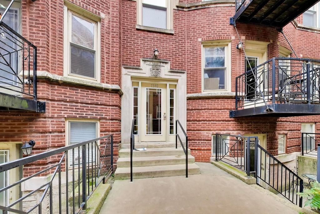 1340 W Greenleaf Avenue 3G, Chicago, IL 60626 — photo 3