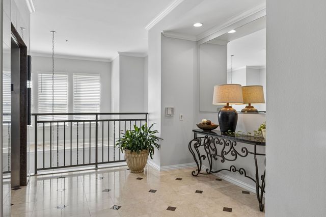 800 E 15th Street 201, Plano, TX 75074