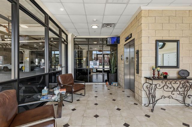 800 E 15th Street 201, Plano, TX 75074