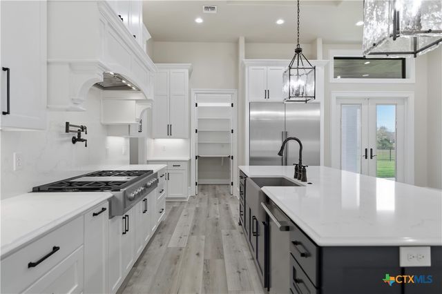 331 Sendera Loop, Victoria, TX 77904