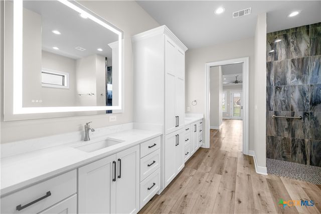 331 Sendera Loop, Victoria, TX 77904