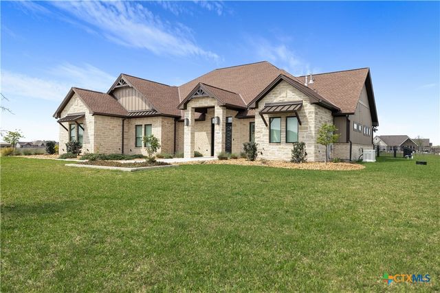 331 Sendera Loop, Victoria, TX 77904
