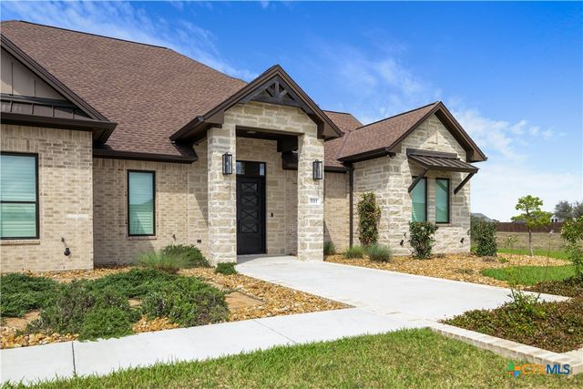 331 Sendera Loop, Victoria, TX 77904