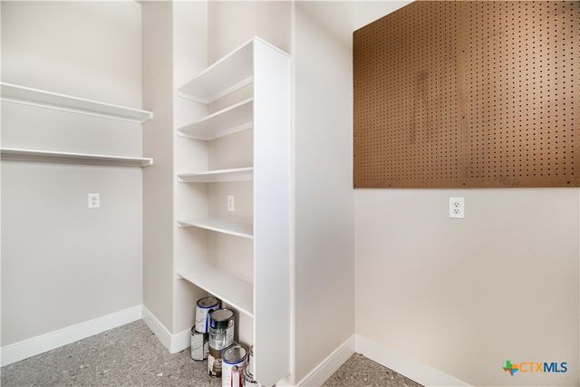 331 Sendera Loop, Victoria, TX 77904