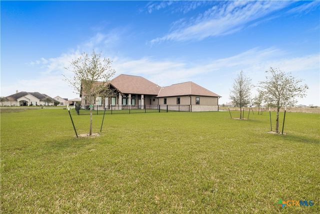331 Sendera Loop, Victoria, TX 77904