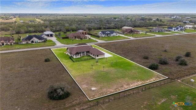 331 Sendera Loop, Victoria, TX 77904