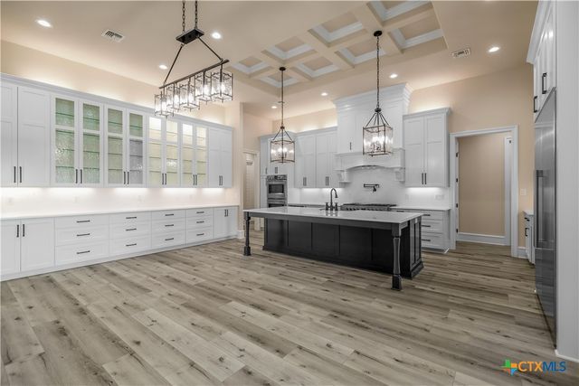 331 Sendera Loop, Victoria, TX 77904